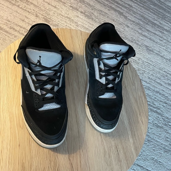 Air Jordan 4 - Picture 2 of 4